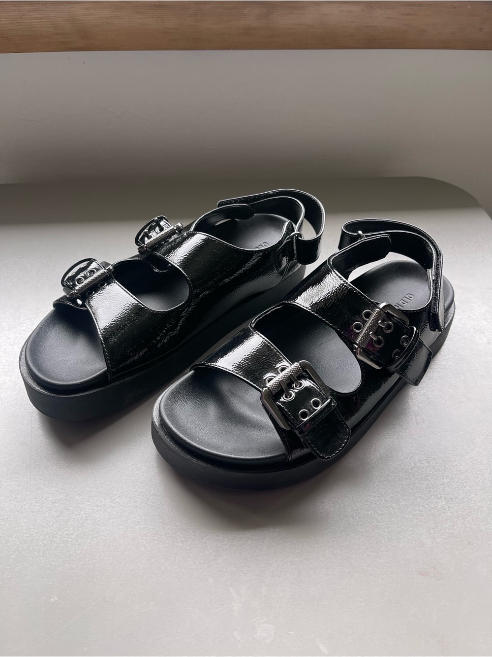 Old Navy black Strap Sandals
